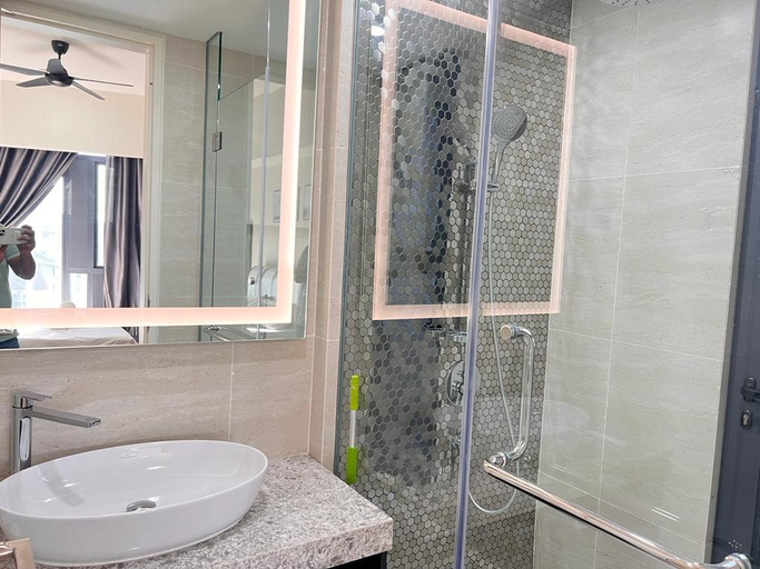 Bathroom 4