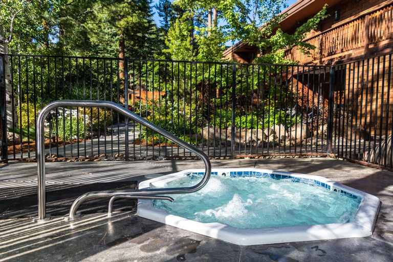 Sport & Beauty 5, North Lake Lodges & Villas, Washoe