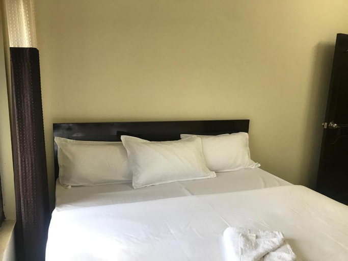 Bedroom 2, Wave Restaurant Guest House and Bar, Nainital