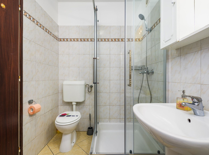 Bathroom 3, Charming Lovran Apartments With Wonderful Sea View, Lovran