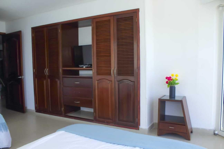 Bedroom 2, APTO CON VISTA AL MAR BY PARCEROS GROUP, Cartagena de Indias