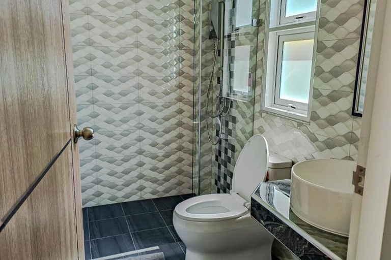 Bathroom 5, 99 House, Pattaya