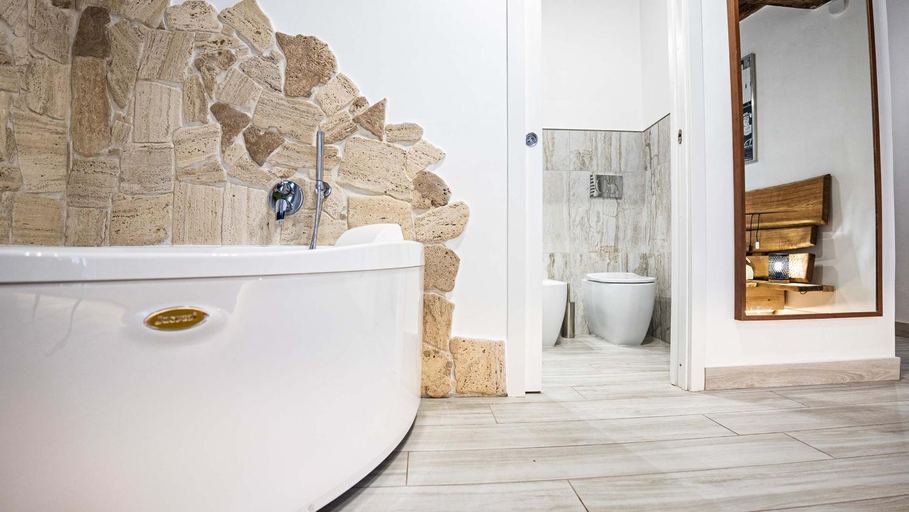 Others 4, Penna Relais al Corso, Rome