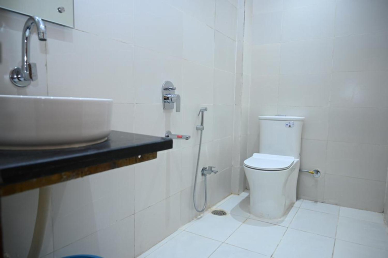 Bathroom 3, Hotel Hibiscus Tree- Bachupally, Ranga Reddy