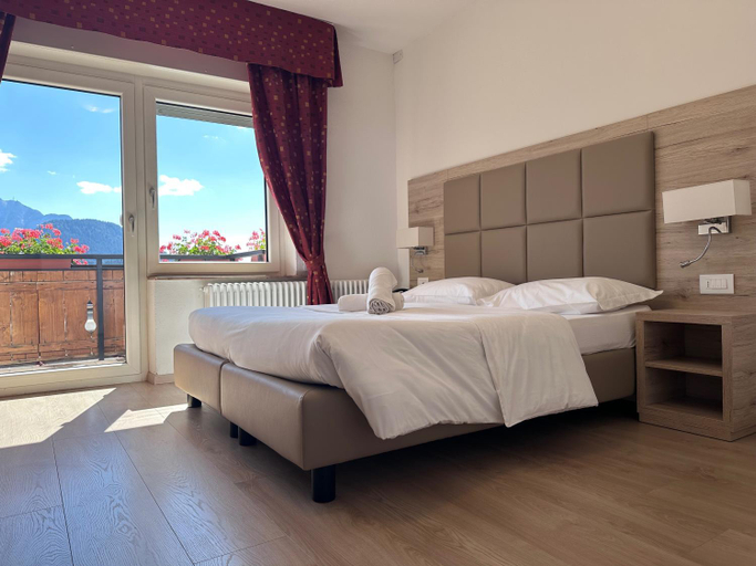 Bedroom, Hotel Tre Pini, Belluno