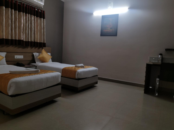 Bedroom 3, Luxor Park Hotel, Hyderabad