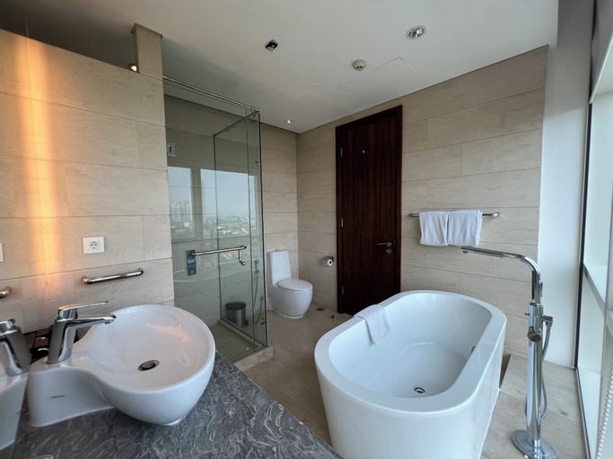 Bathroom 8