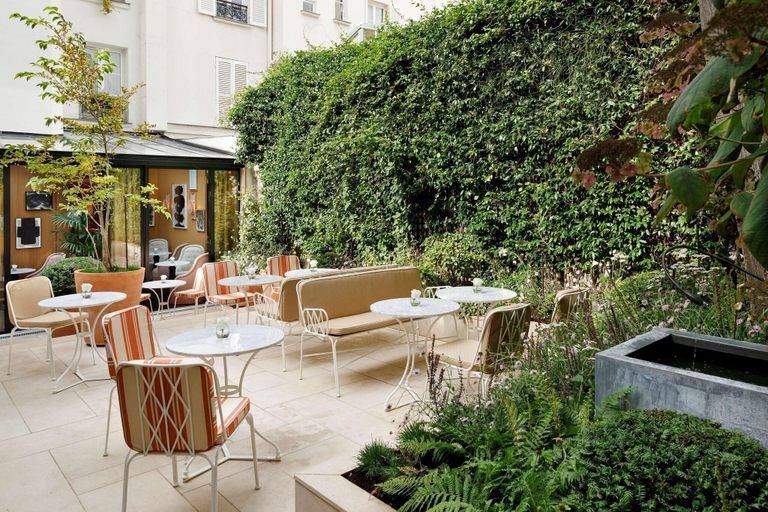 Food & Drinks 5, Le Belgrand Hotel Paris Champs Elysees, Tapestry, Paris
