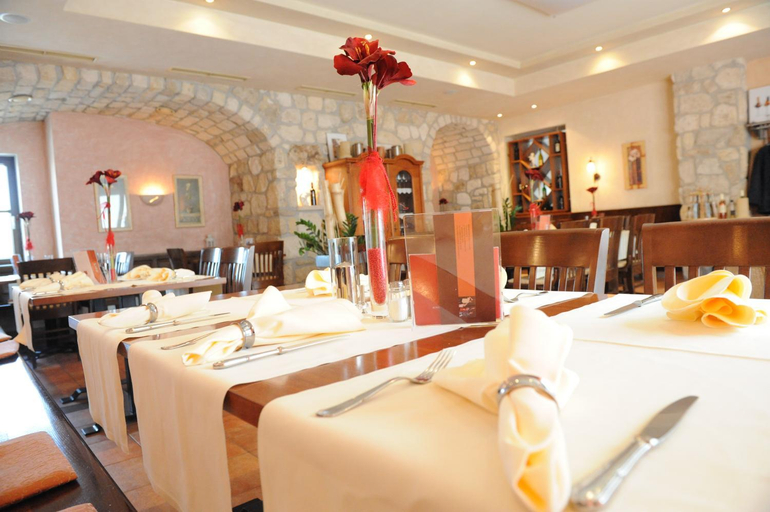 Food & Drinks 2, Hotel & Restaurant DasBraunstein, Eisenstadt Umgebung