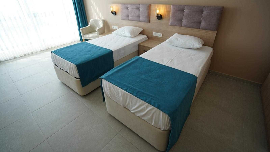 Bedroom 2, ASIM VE NURHAN KOCABIYIK OGRETMENEVI, Avcılar
