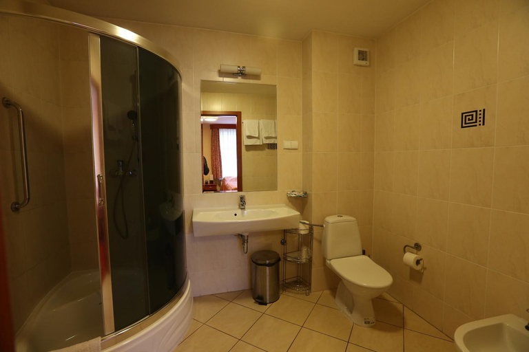 Bathroom, Hotel Korona, Ciechanów