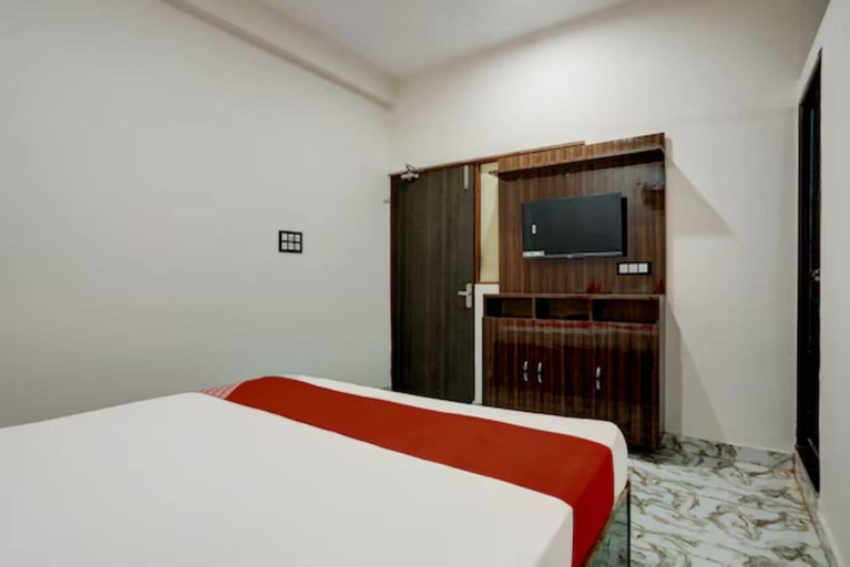 Bedroom 4, Goroomgo SS Palace Varanasi, Varanasi