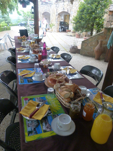 Food & Drinks, "Le Pigeonnier" chambre d'hote, Drôme