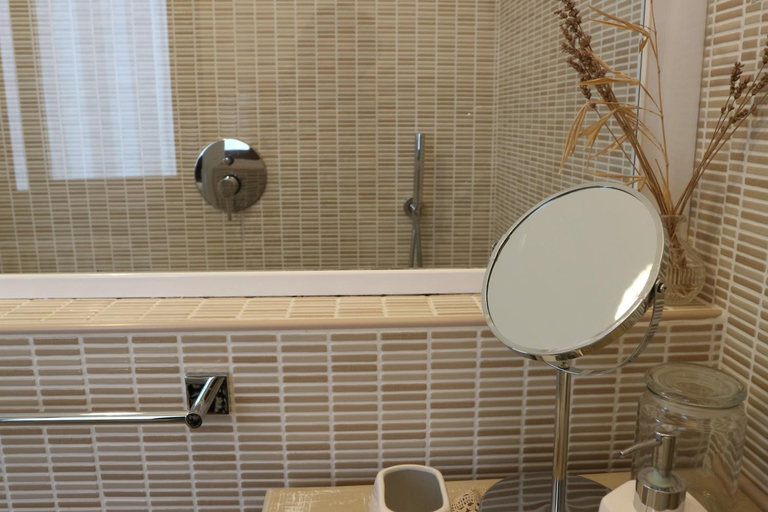 Bathroom 2, B&B Casa Elena Room and Apartments with parking, Brescia