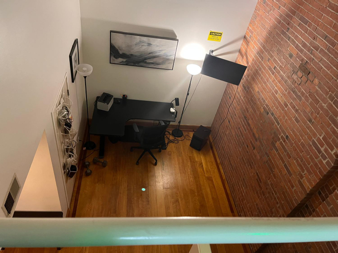 Others 3, Full loft-style apartment near Omni, New Haven