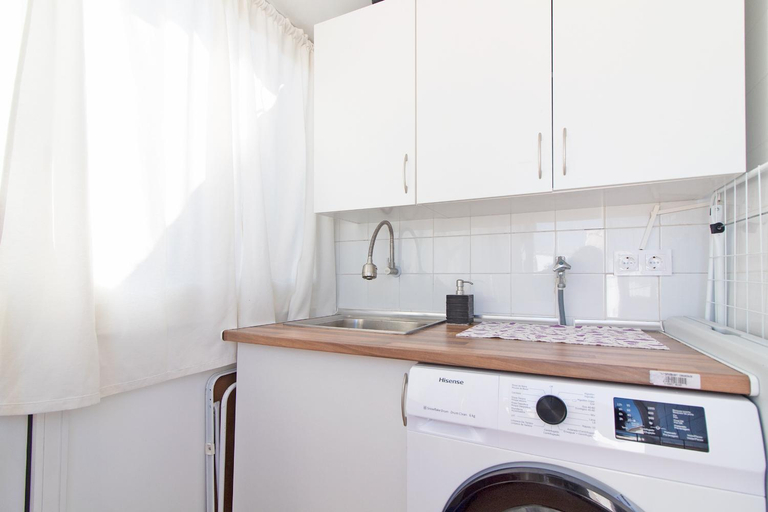 Others 4, Global Vacacional, Apartamento para 5 personas con terraza y barbacoa, Valencia