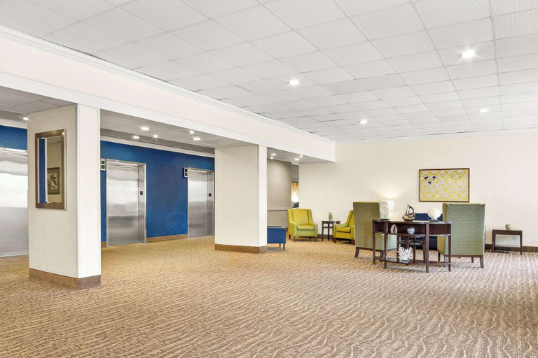 Public Area 3, Comfort Inn Gold Coast, Worcester