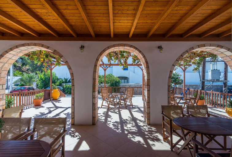 Others 2, Hotel Delfini, South Aegean