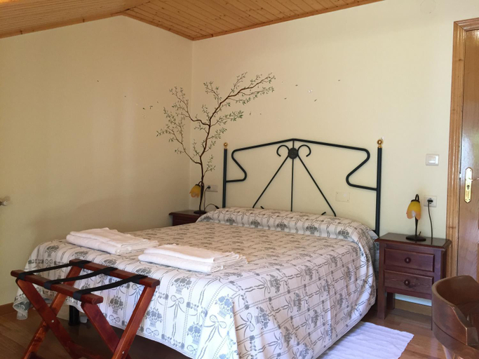 Bedroom 2, Hotel Rural Casa Ana, León