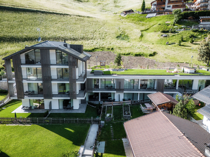 Exterior & Views 1, ANNA LODGES DOLOMITES, Bolzano