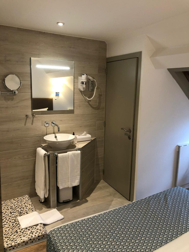 Bathroom 4, Shelter-rooms, Vlaams Brabant