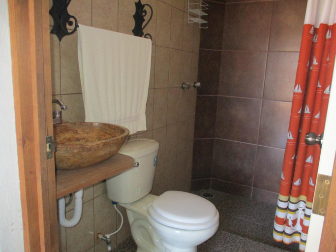Bathroom 2, Hotel Posada El Camino, Chignahuapan