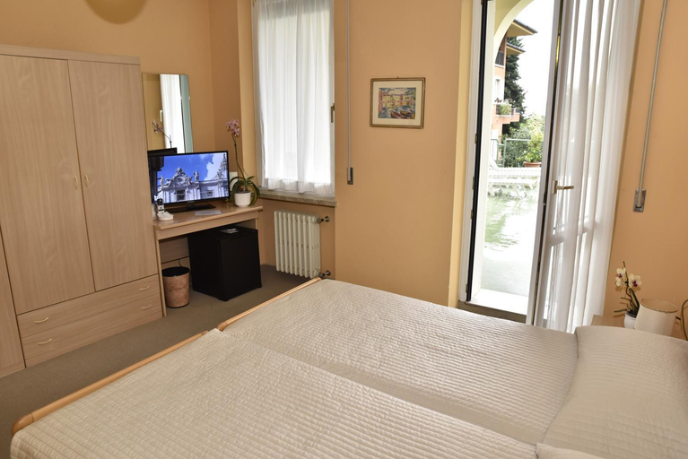 Bedroom 3, Hotel Terminus, Verona