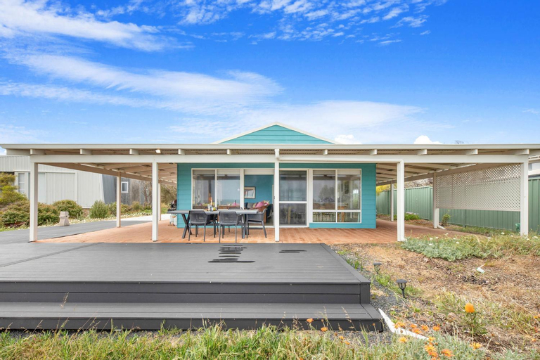 Exterior & Views 1, Bay Beach House, Peppermint Grove Beach, Capel