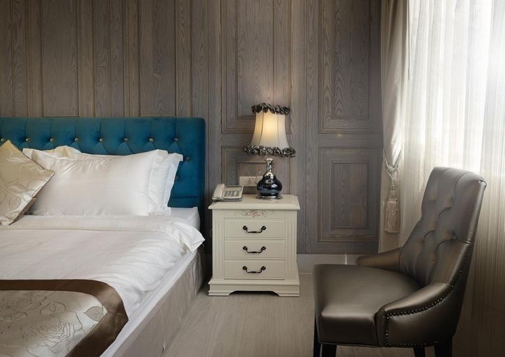 Bedroom 8