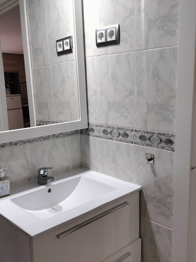 Bathroom, Apartamento La Doncella, Madrid