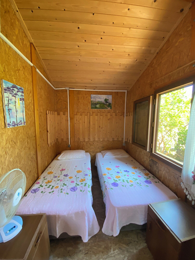 Bedroom 4, Aydeniz pansiyon, Karaburun