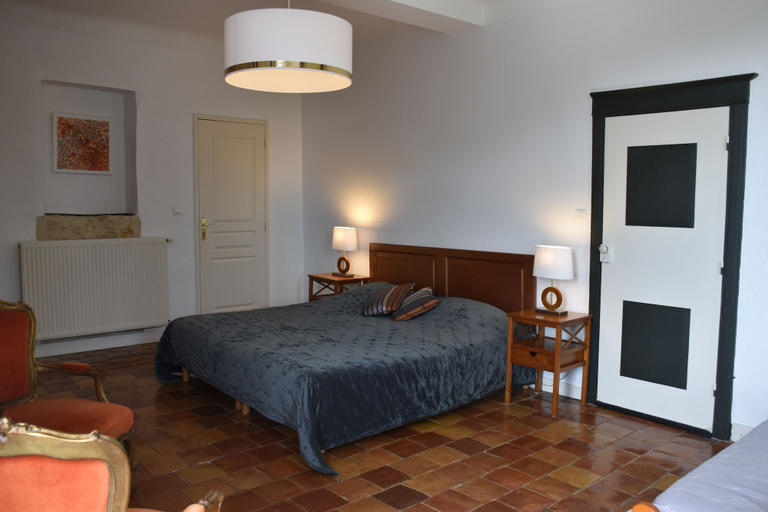 Bedroom 2, Domaine de Bellevue Cottage, Dordogne