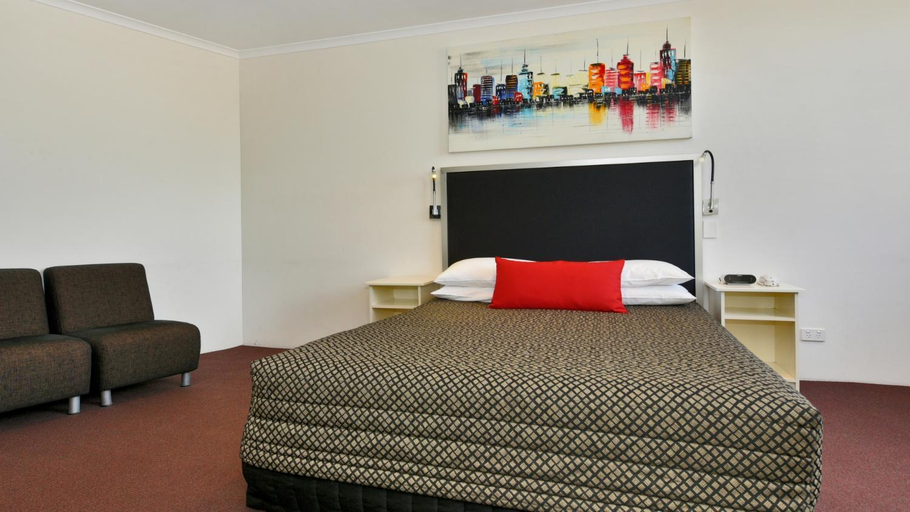 Bedroom 18