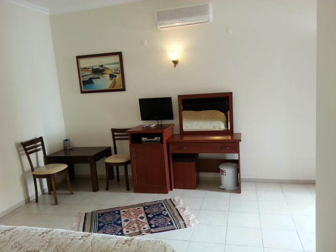 Bedroom 2, Bacahan Hotel, Edremit