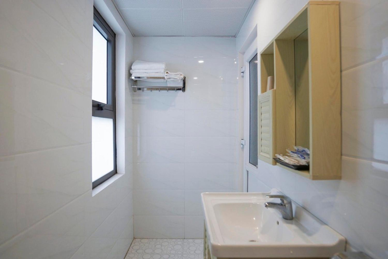 Bathroom 2, Tigon Hotel, Hạ Long