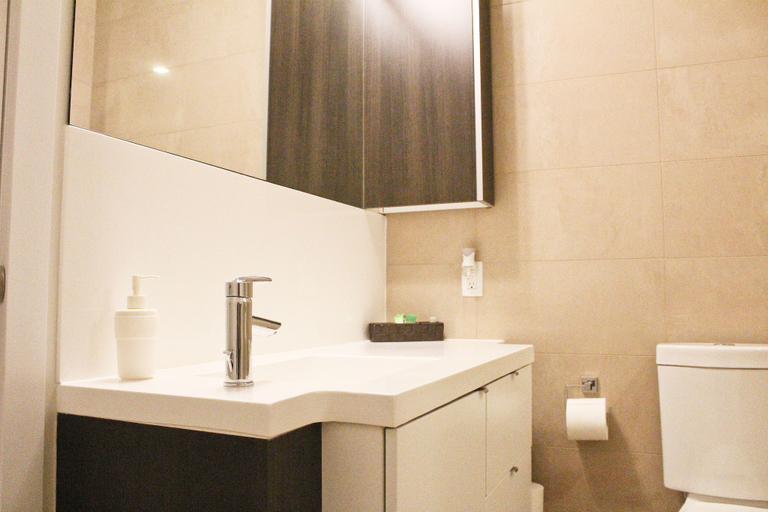 Bathroom 4, RivetStays - The Maple, Toronto