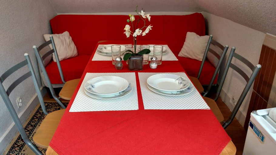 Food & Drinks 4, Zielone Wzgorze na Starowce, Sandomierz
