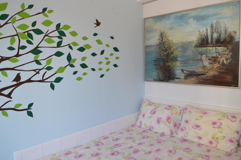 Others 2, Apartments Matjan with private garages