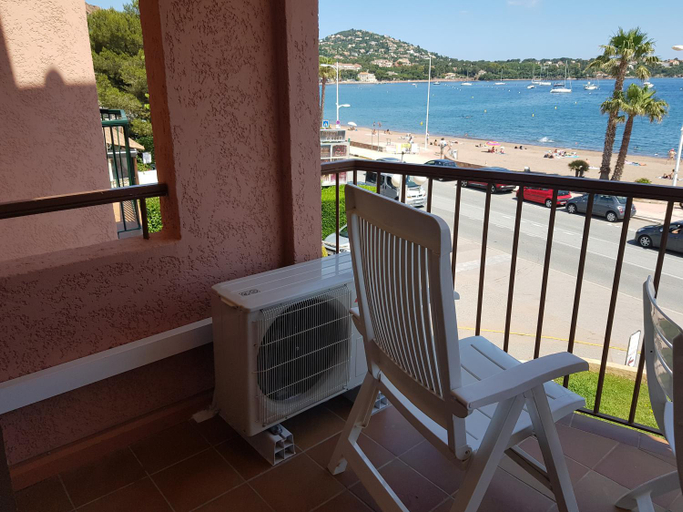 Others 3, Les Marines d'Agay Studio climatise, Var