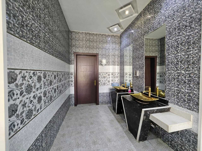 Others 4, VIP resort chalet 22, Riyadh