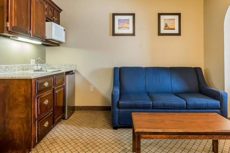 Bedroom 4, Comfort Inn & Suites Mishawaka-South Bend, Saint Joseph