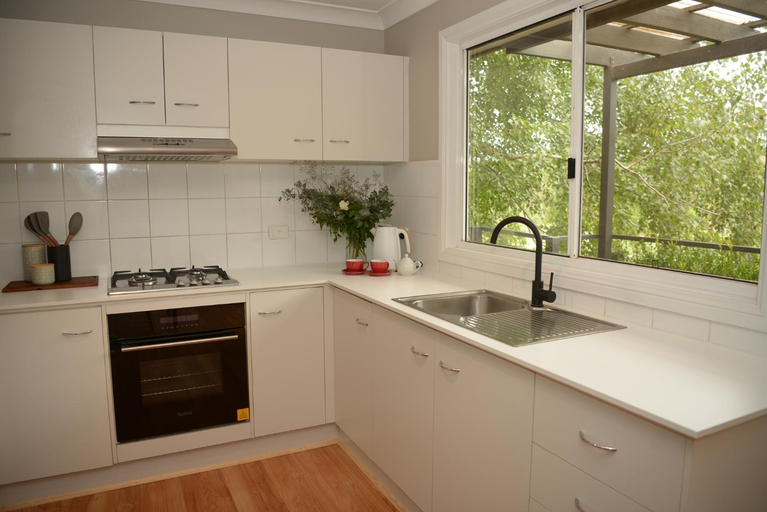 Others 5, Borrodell Vineyard, Cabonne
