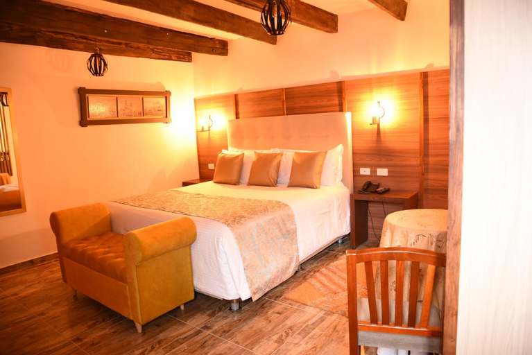 Bedroom 2, Hotel Cacique Real, Zipaquirá