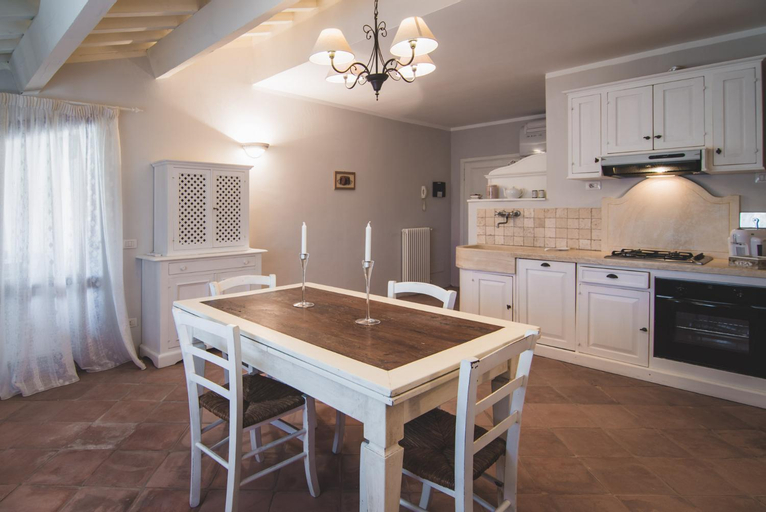 Dining Room 5