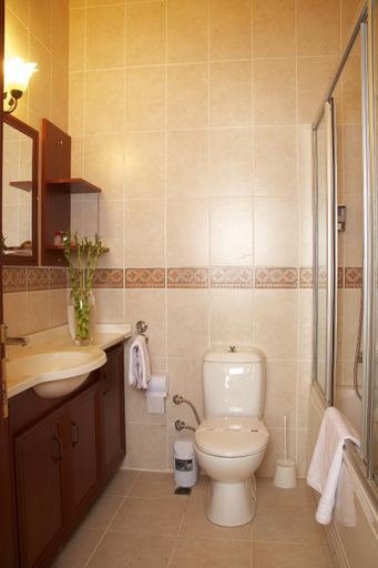 Bathroom 5, Bacahan Hotel, Edremit