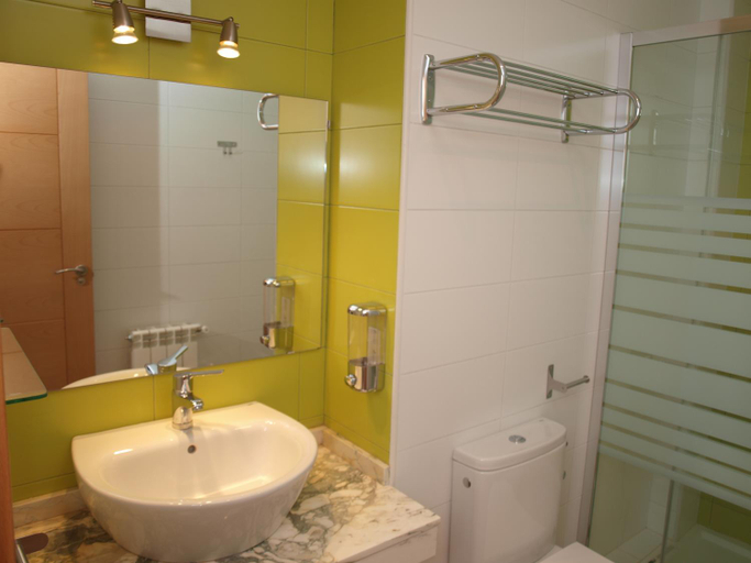 Bathroom 3, Hostal La Ribera del Jucar, Cuenca