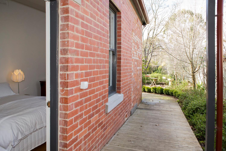 Others 3, Mollisons, Macedon Ranges - Kyneton