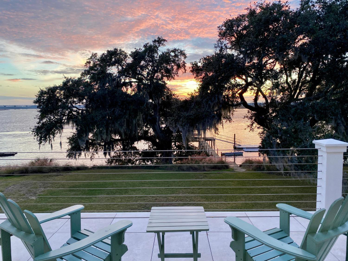 Others 5, Waterway, Charleston