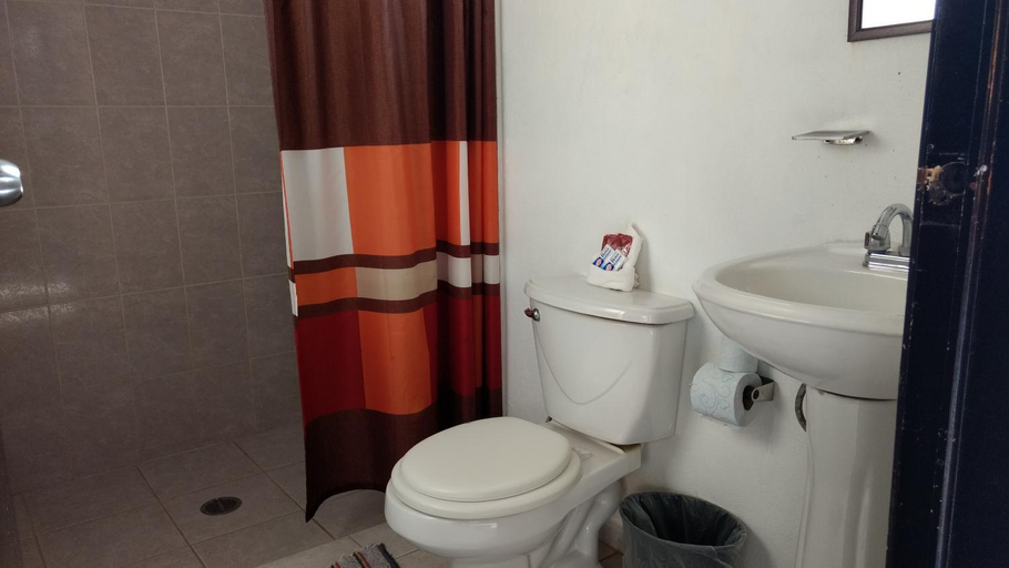 Bathroom 3, Hotel Posada El Camino, Chignahuapan