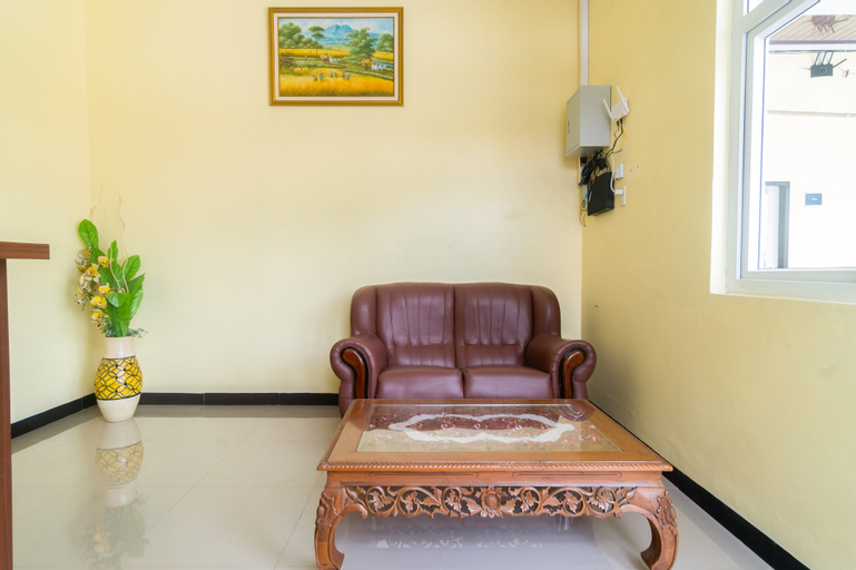 Public Area 3, RedDoorz Plus @ Sempurna Inn Medan, Medan